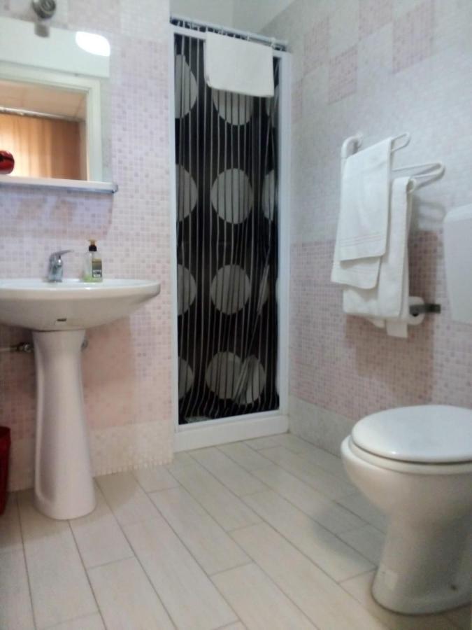 Hotel Niagara Caselle Torinese ภายนอก รูปภาพ