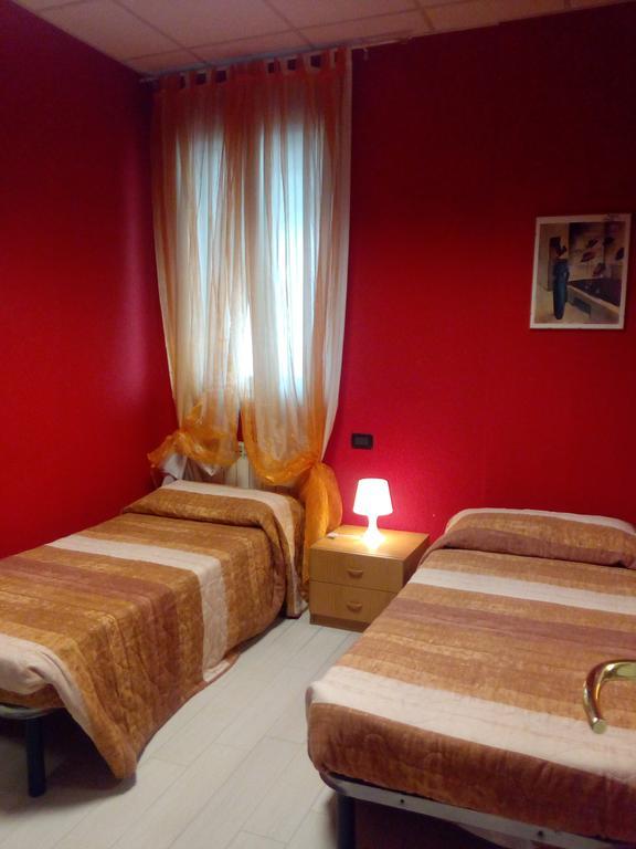Hotel Niagara Caselle Torinese ภายนอก รูปภาพ
