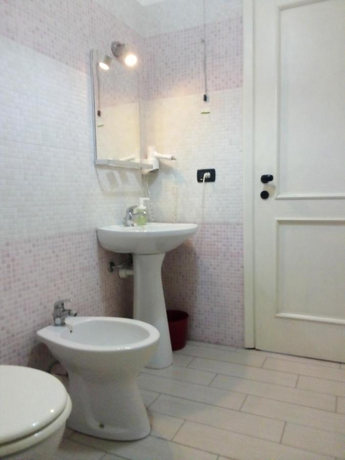 Hotel Niagara Caselle Torinese ภายนอก รูปภาพ